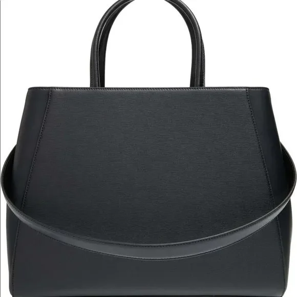 Fendi - Picture 3 of 6